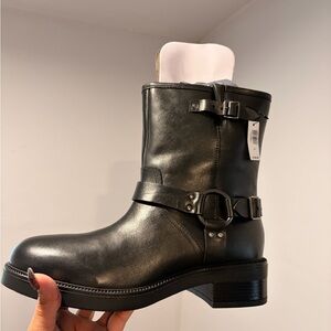 Banana Republic  Black Leather Ankle Boots size 10. Firm price.